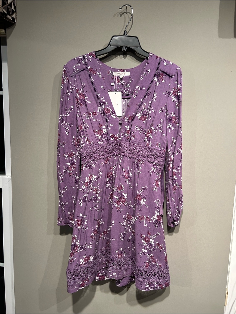 Wayf Mauve Floral Lace-Trim Long Sleeve Dress